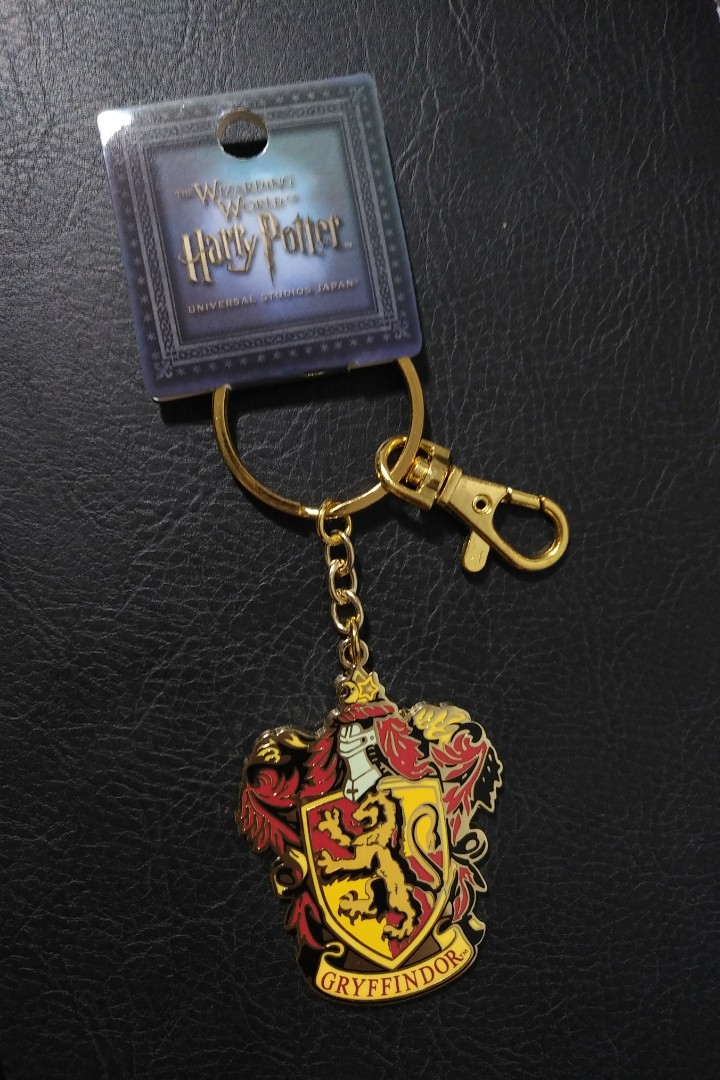The Wizarding World Of Harry Potter Universal Studios Japan Harry Potter Key Chain Toys Games Others On Carousell