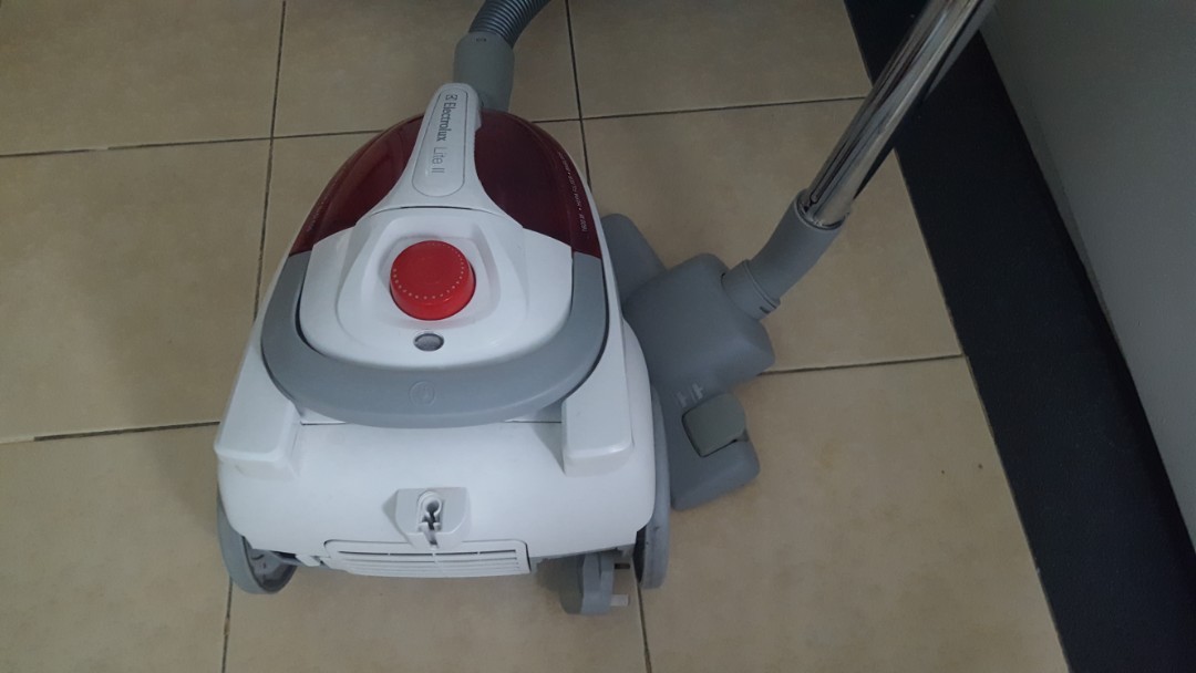 (Category: ) located in . Submitted by ikea810 (Listing ID 170543514, Image 1). Description: .