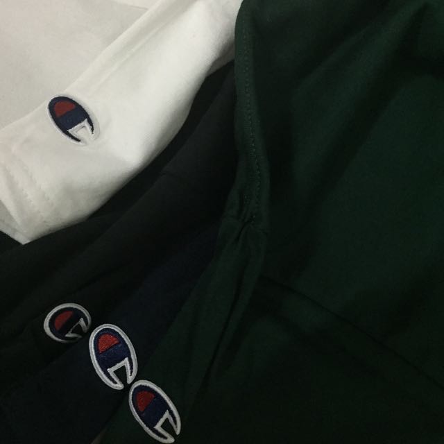 Champion Basic Tee （分類：T-shirt）位於 Hong Kong。 由 ehhh.shop 提交（商品編號 54489234，圖片 1）。簡介： Green*1 - 長期大熱的平靚正Youth Champion tee 100%new n real 大約係成人既Size S-M。