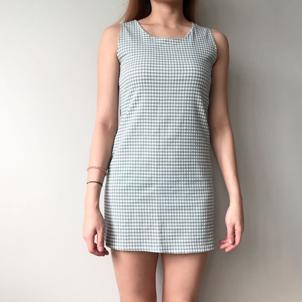 Checkered straight cut mini dress 