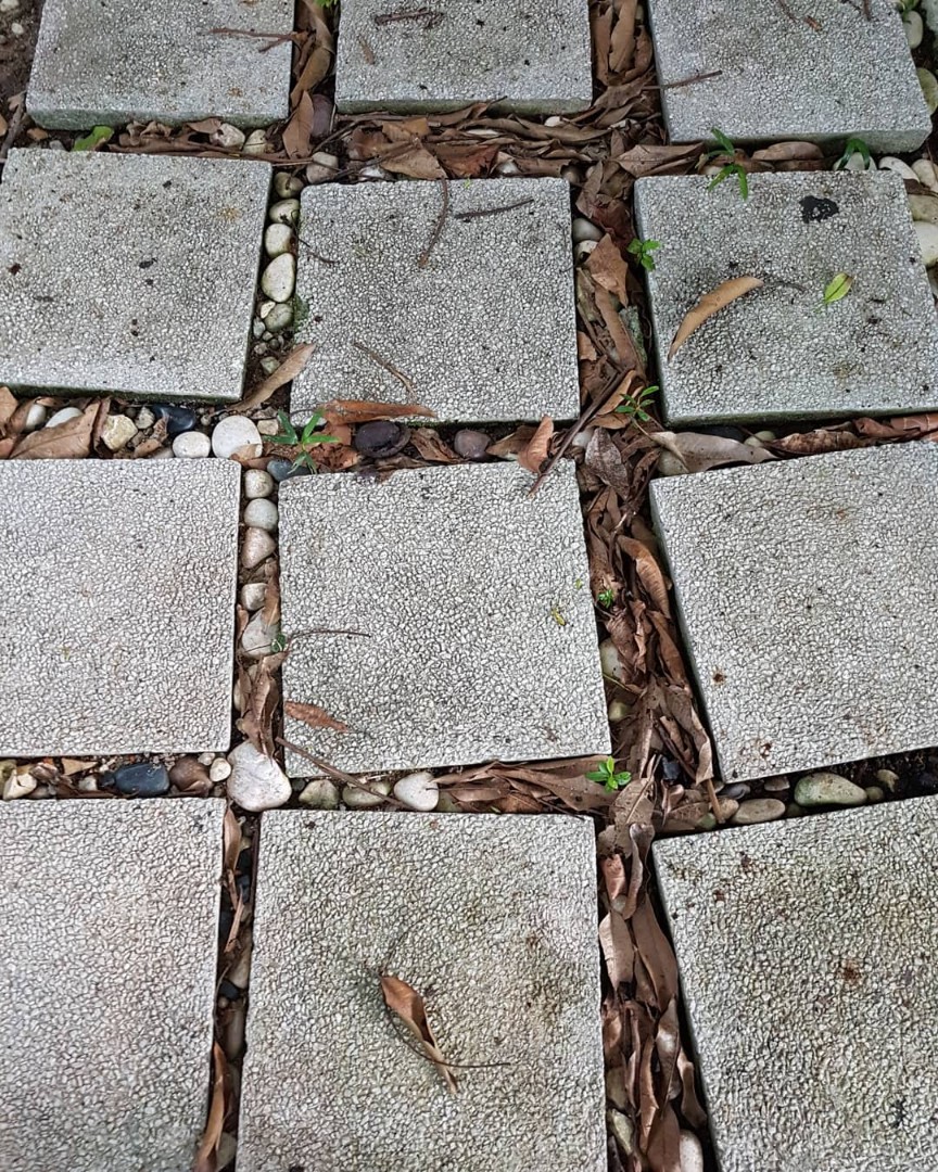 Garden slab, Furniture & Home Living, Gardening, Gardening Tools