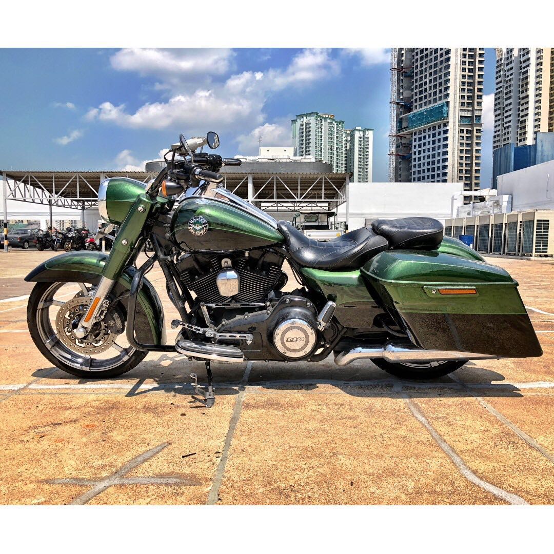 Harley davidson road king online cvo for sale
