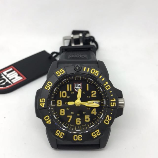 Luminox 3505 cheap yellow