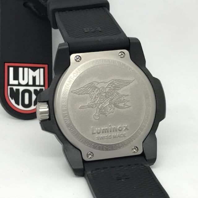 Luminox hotsell 3505 yellow