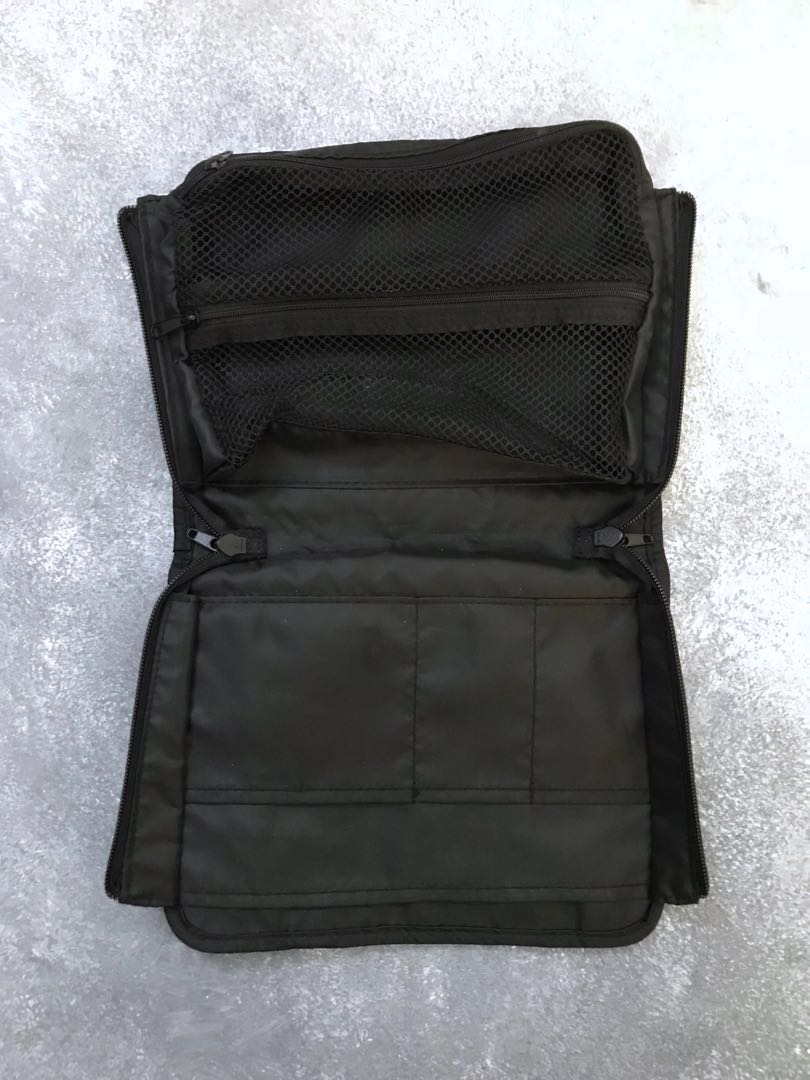 Muji Bag Organizer in Black, Men's Fashion, Bags, Belt bags, Clutches