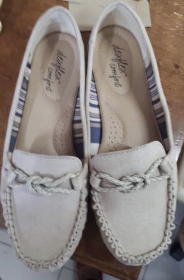 payless boat shoes