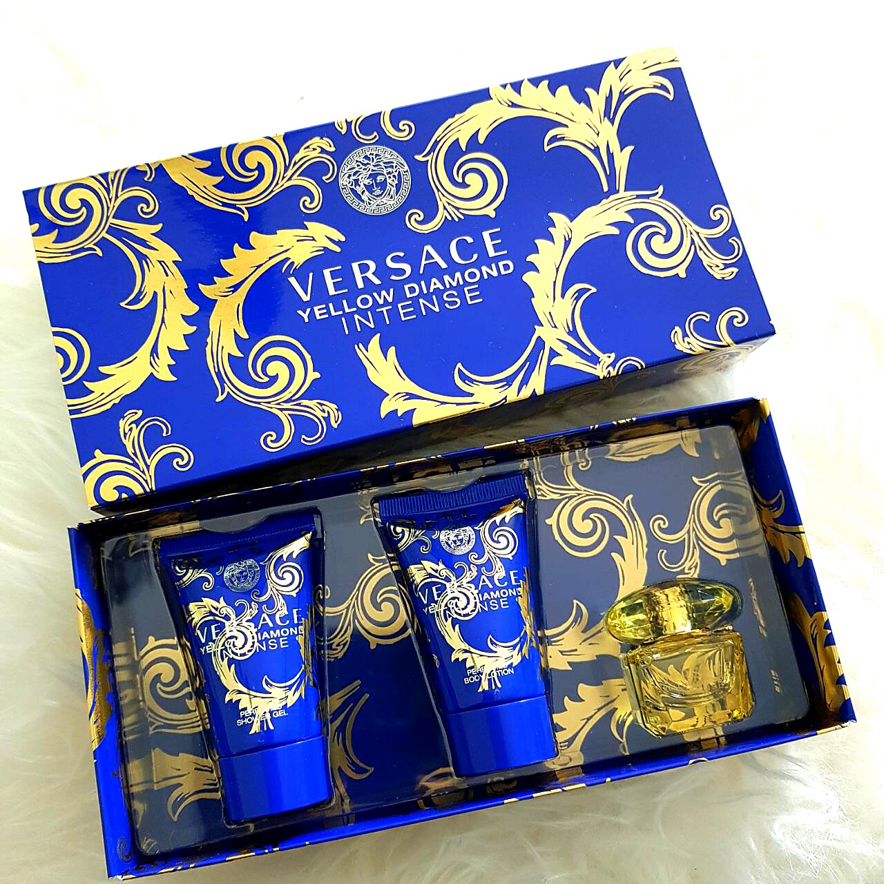 Versace yellow diamond intense gift set clearance