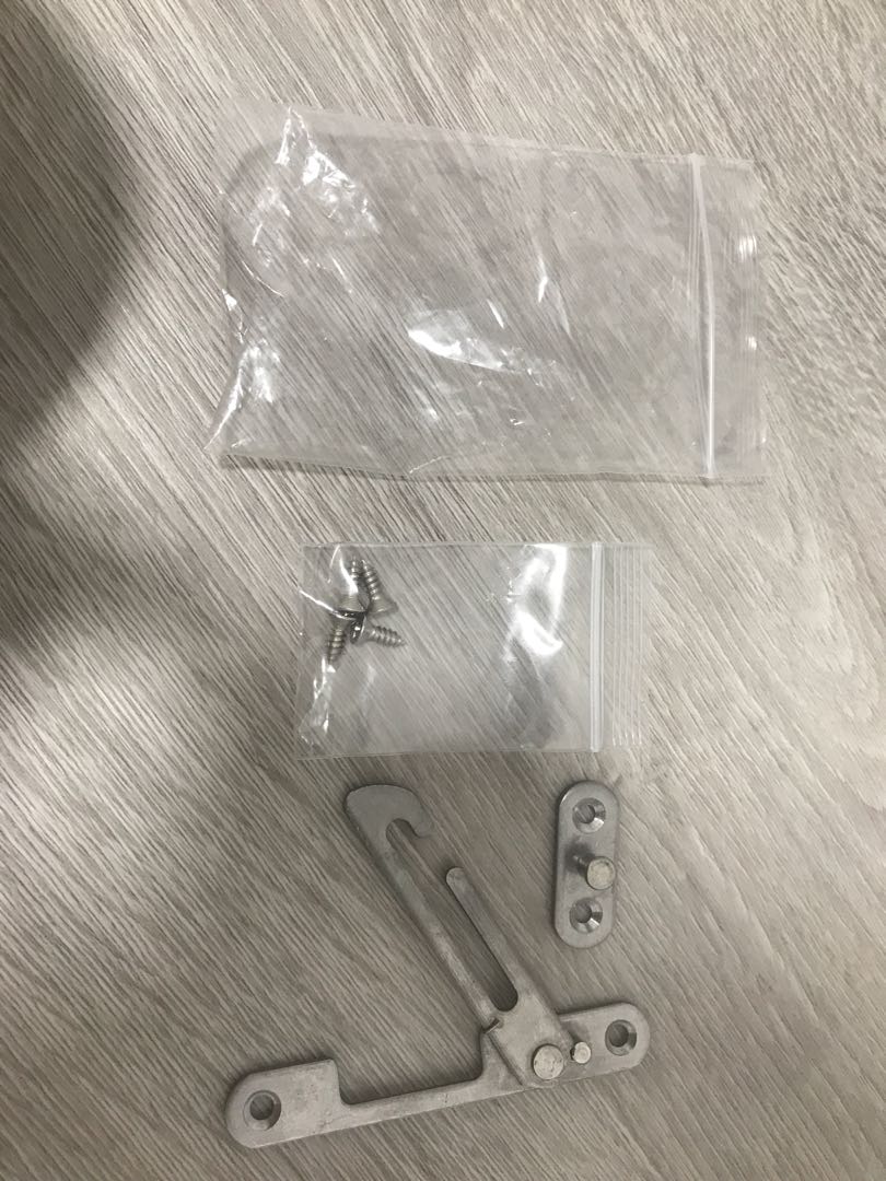 Window restrictor (Category: Everything Else) located in Singapore. Submitted by lum99 (Listing ID 170754141, Image 1). Description: One piece of Window restrictor for right pivot cascade window Brand new, bought by accident..