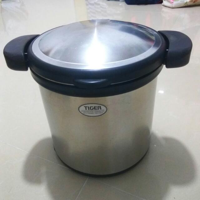 タイガー 真空ステンレス 保温調理鍋 魔法瓶 NFA-A450 / 4.5L 未使用