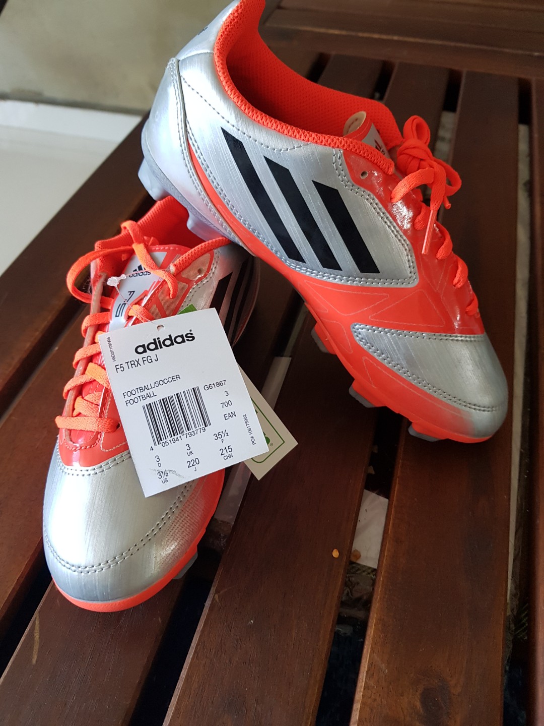 Adidas top f5 215