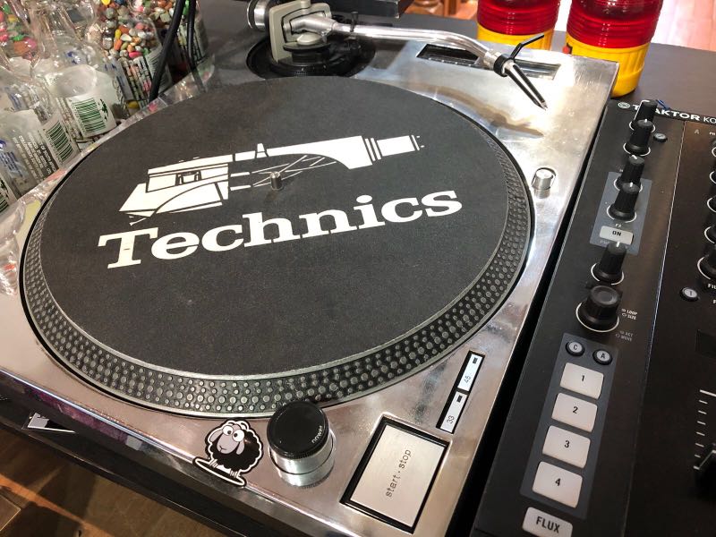 DJ Turntable and Mixer For Sale, Hobbies & Toys, Music & Media, Musical