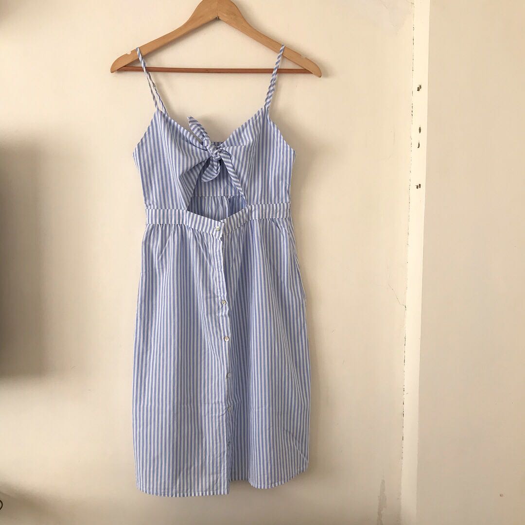 Forever 21 deals knot front dress