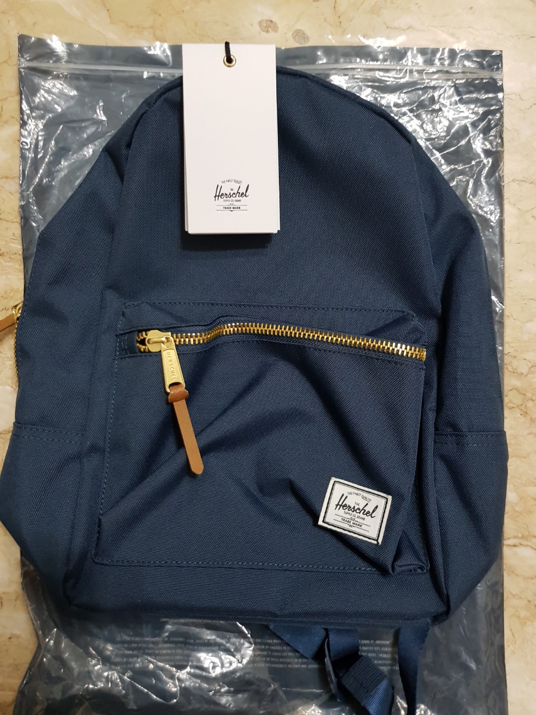 Herschel xs grove backpack top