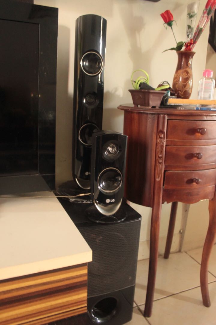 Lg Home Theater System Ht805pm Elektronik Audio Di Carousell