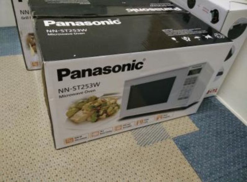 Panasonic NN ST253w Microwave Oven, TV & Home Appliances, Kitchen