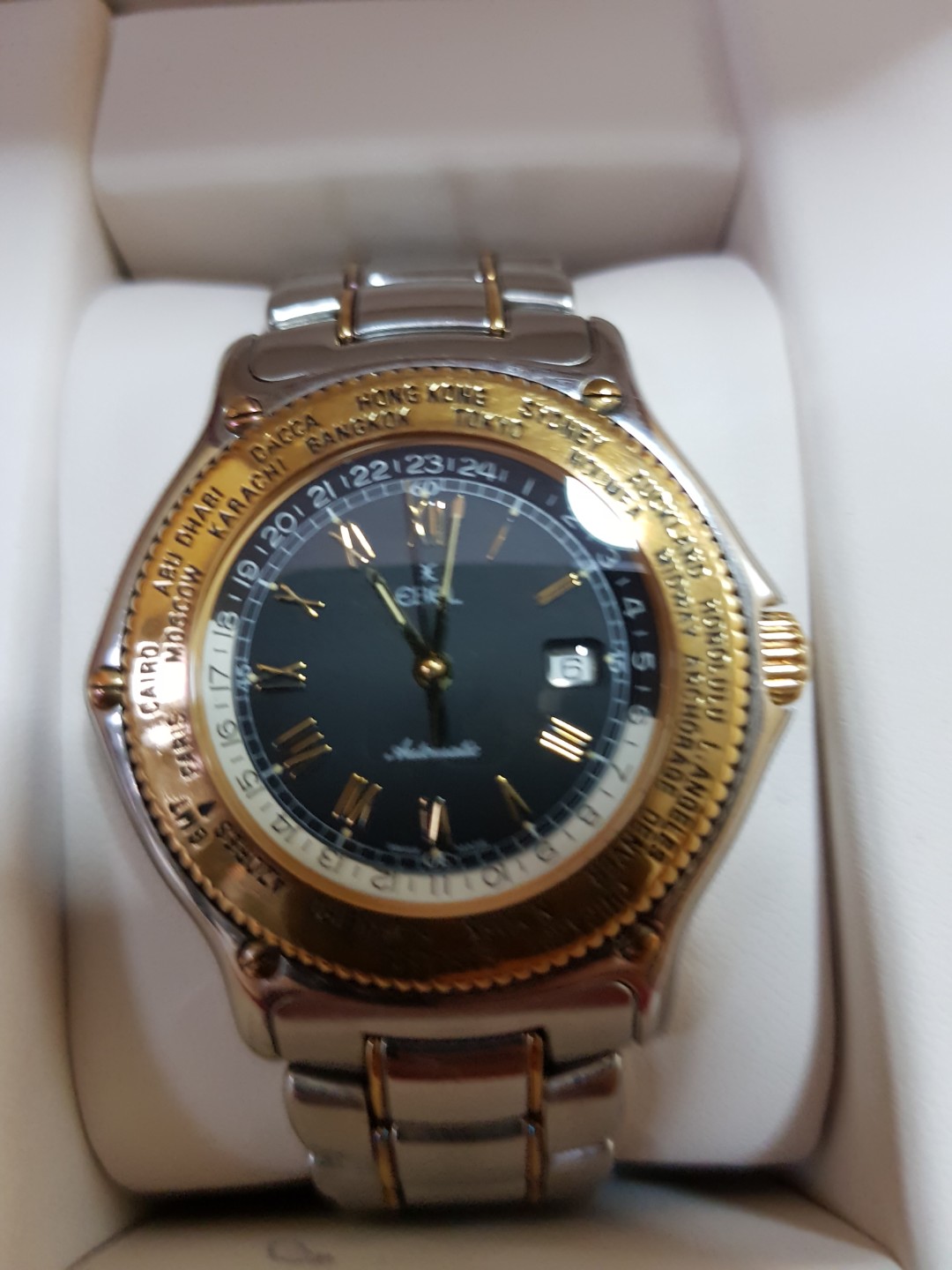 Very rare swiss EBEL Voyager Automatic 18K Gold Bezel