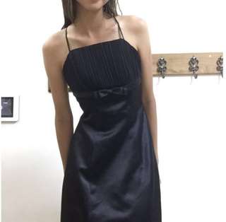 99% new Black silk cocktail dress63016495742722110