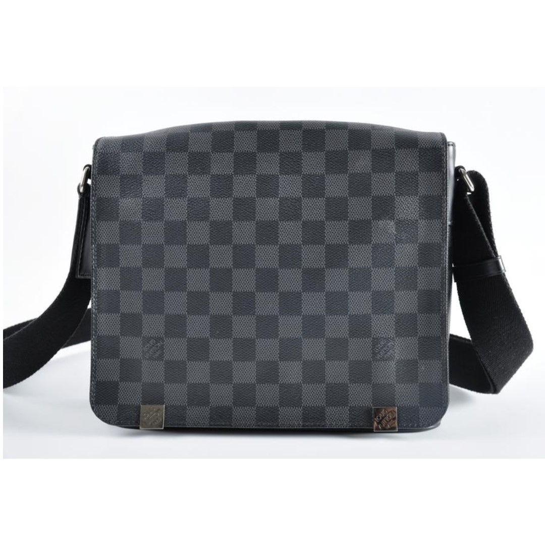 Brand New Louis Vuitton District PM Damier Graphite complete from Europe!,  Men's Fashion, Bags, Sling Bags on Carousell