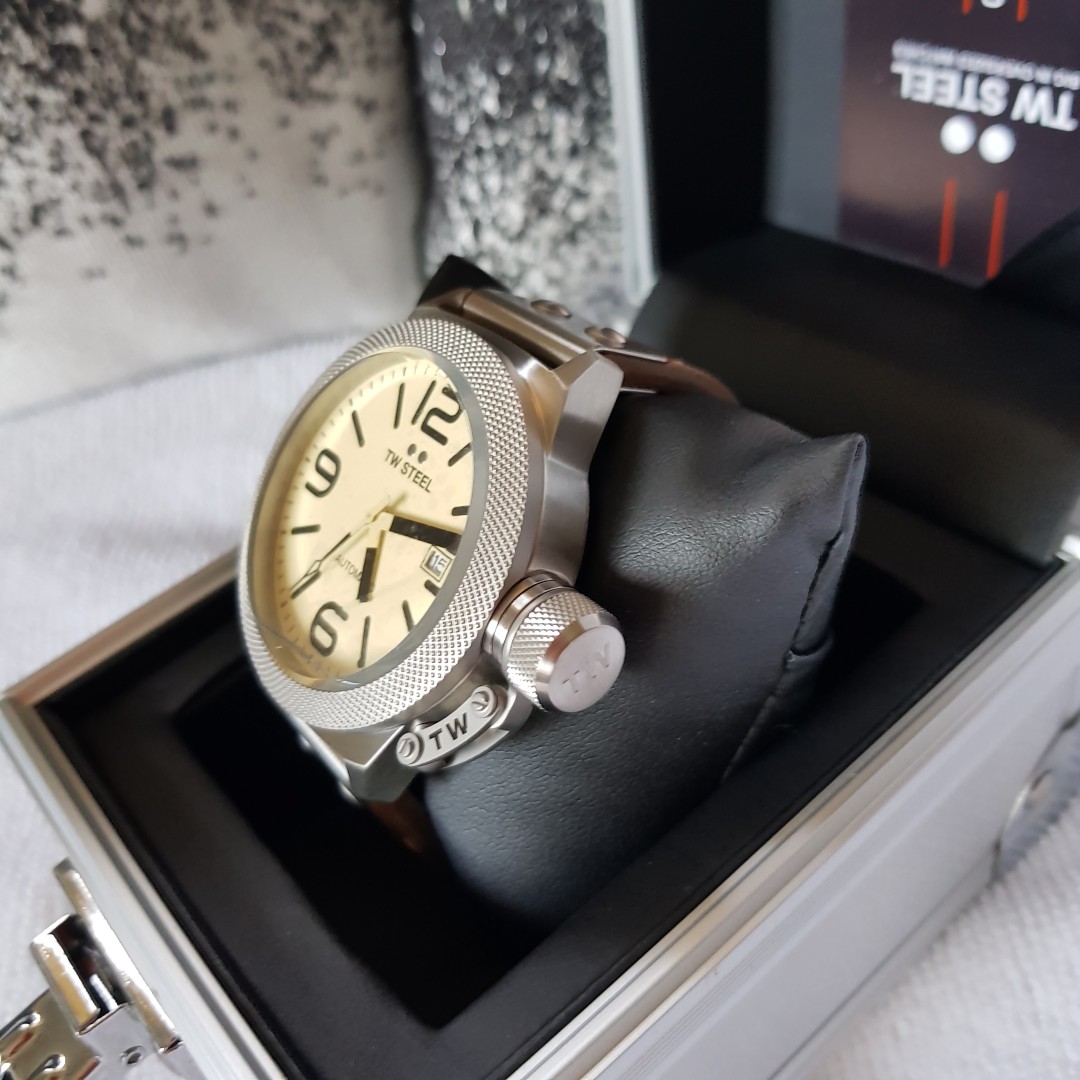 Authentic TW STEEL Canteen Automatic Cream Dial 45 MM Men s Watch