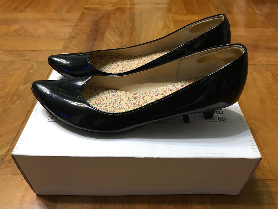Jelly Beans black pumps shoes made in japan, 女裝, 鞋, Loafers Carousell