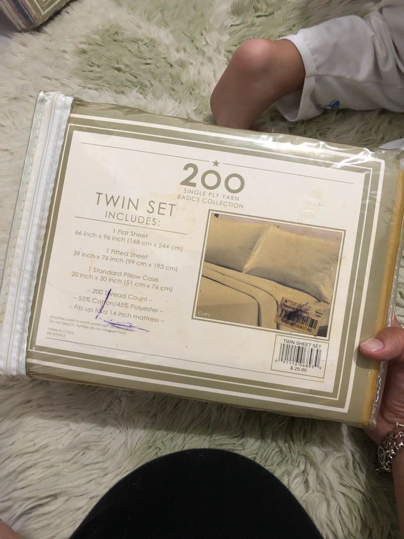 TWIN SIZED BEDSHEET, Babies & Kids, Baby Nursery & Kids Furniture