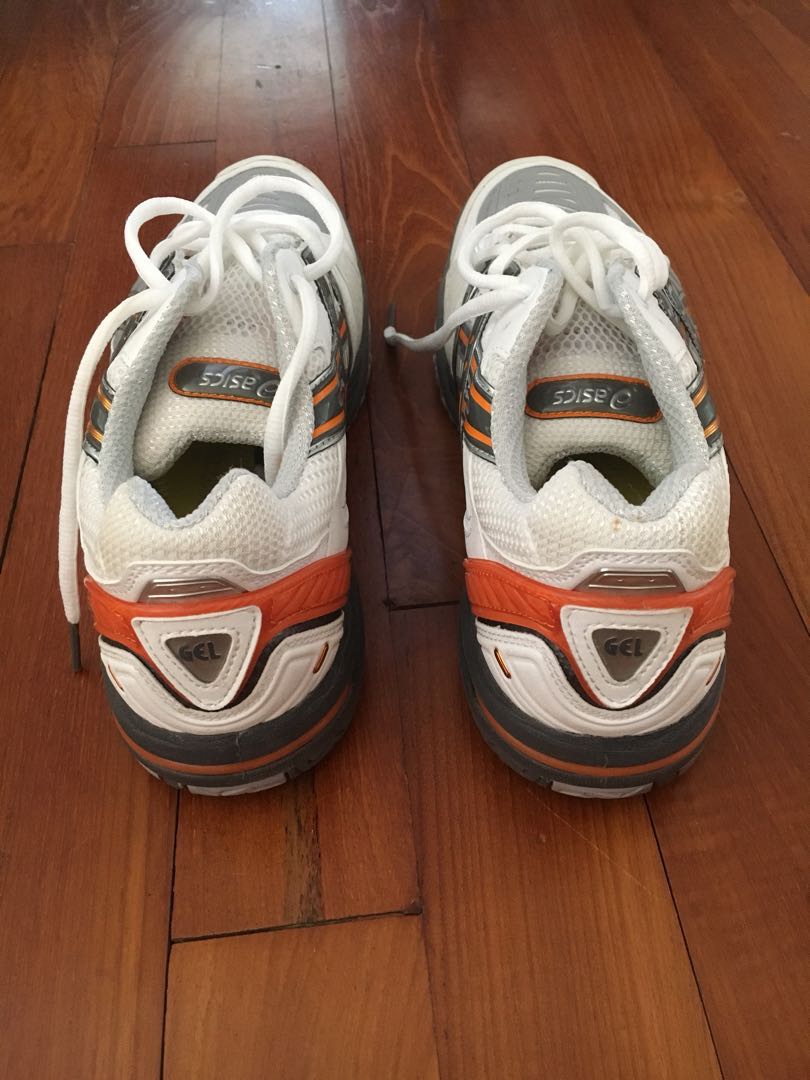 Asics e900y on sale