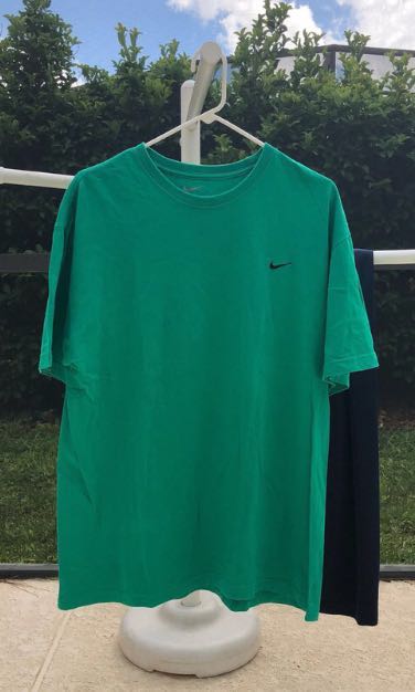 forest green nike shirt