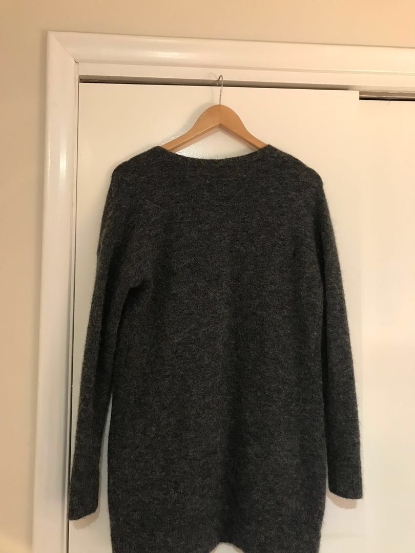 Wilfred deals aronson sweater