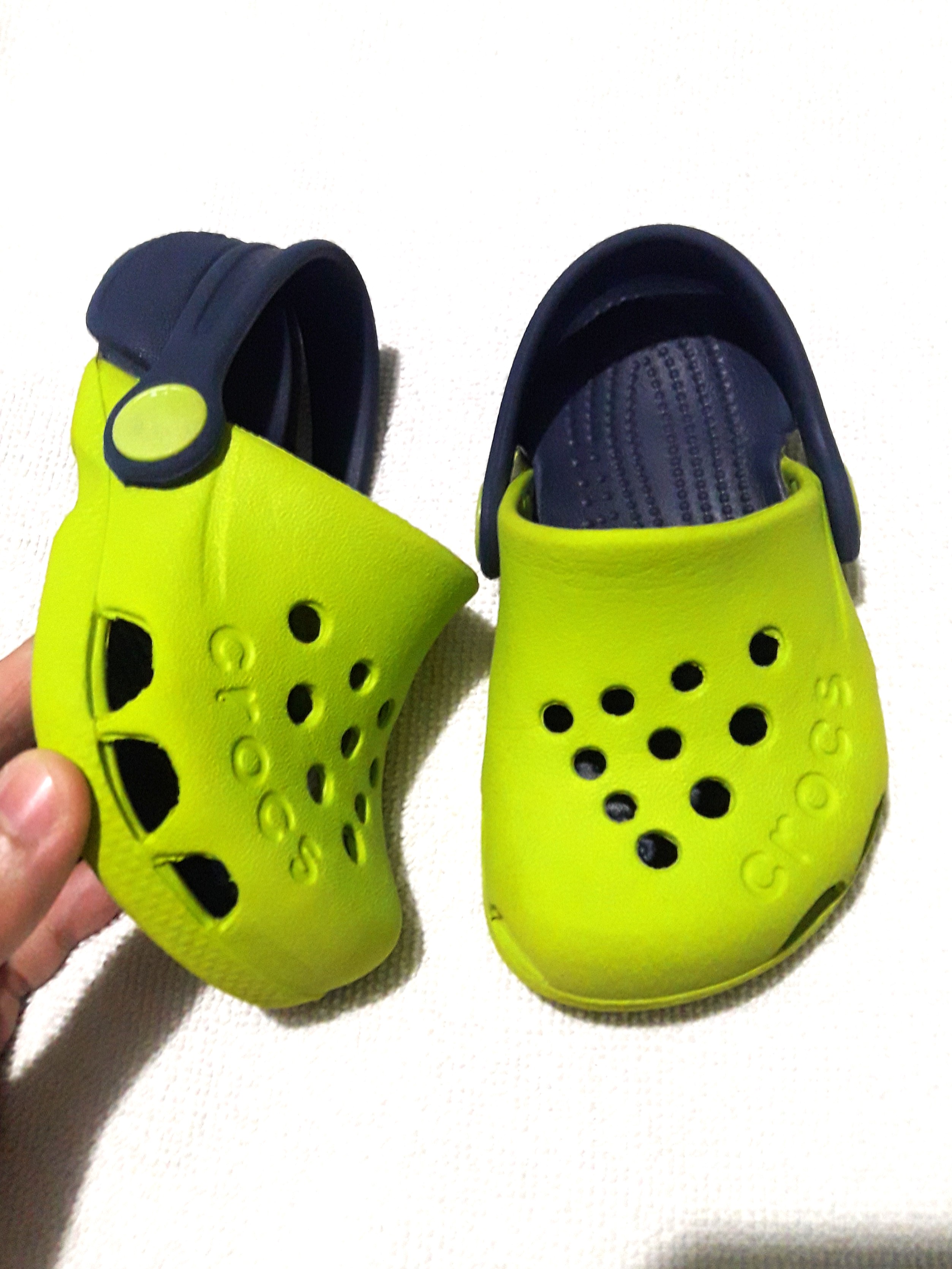 Authentic Crocs size c5, Babies & Kids, Babies & Kids Fashion on Carousell