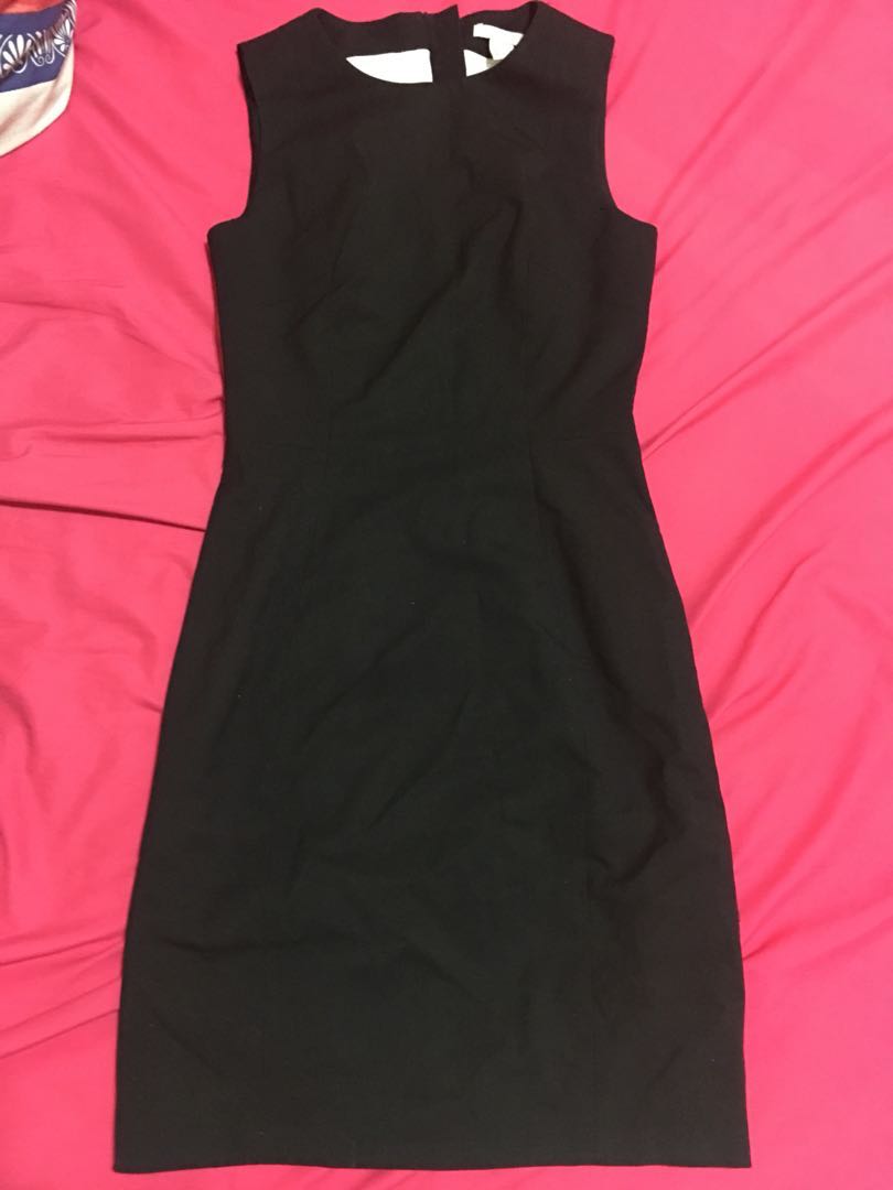 H&M formal dress, Women's Fashion, Muslimah Fashion, Dresses on Carousell