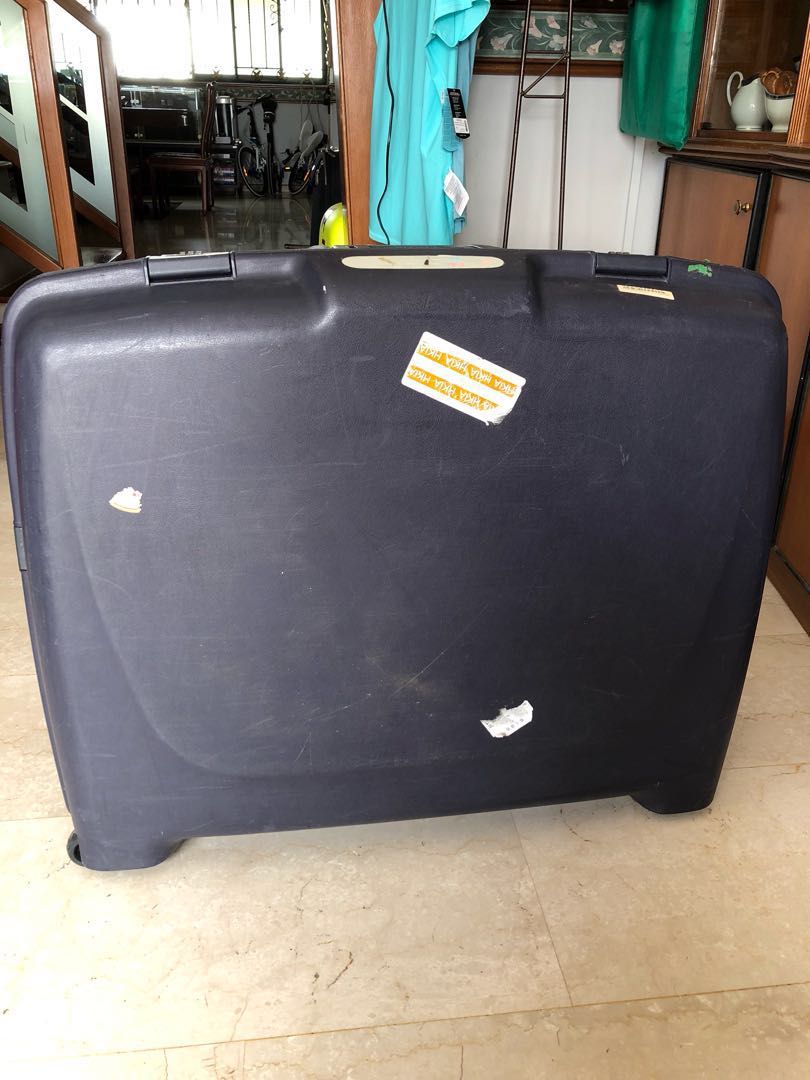 Lojel Japan hard case luggage Hobbies Toys Travel Luggage on