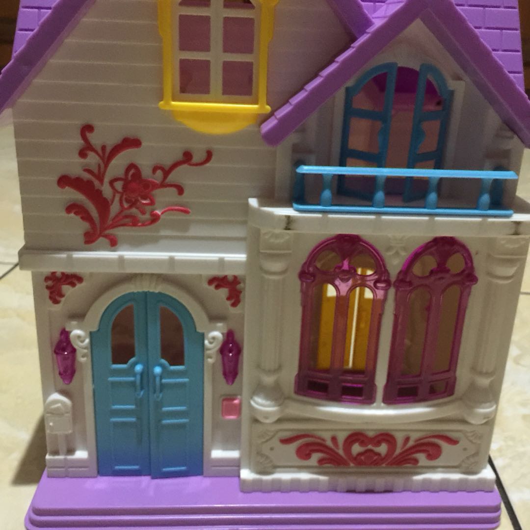 Makintebel Preloved Rumah Barbie Bayi Anak Mainan Baby Walker Di Carousell