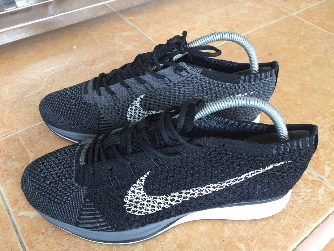 Nike flyknit knockoff hot sale