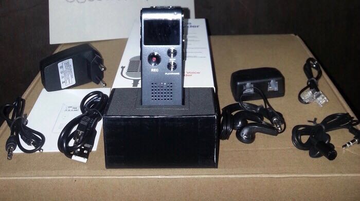 Voice recorder