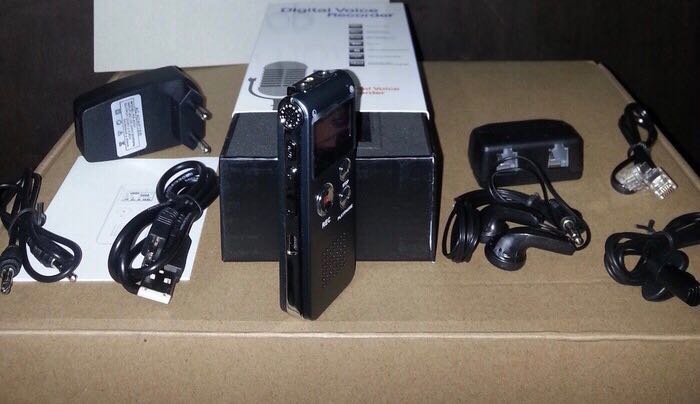 Voice recorder63231613661698112