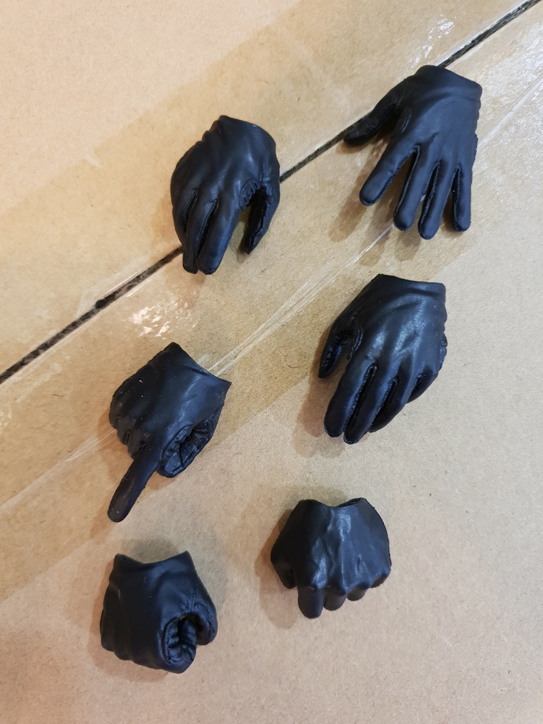 1/6 Scale Toy Handywoman Female Black Gloved Hands x4 