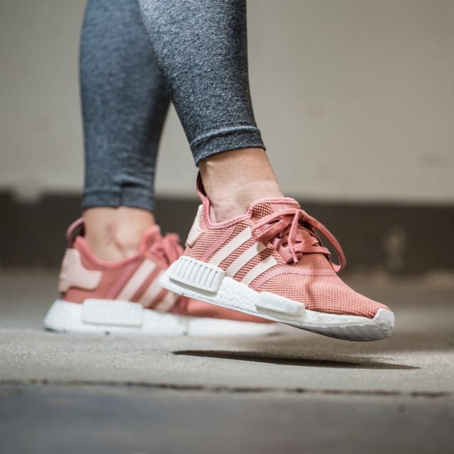 adidas nmd r1 in salmon