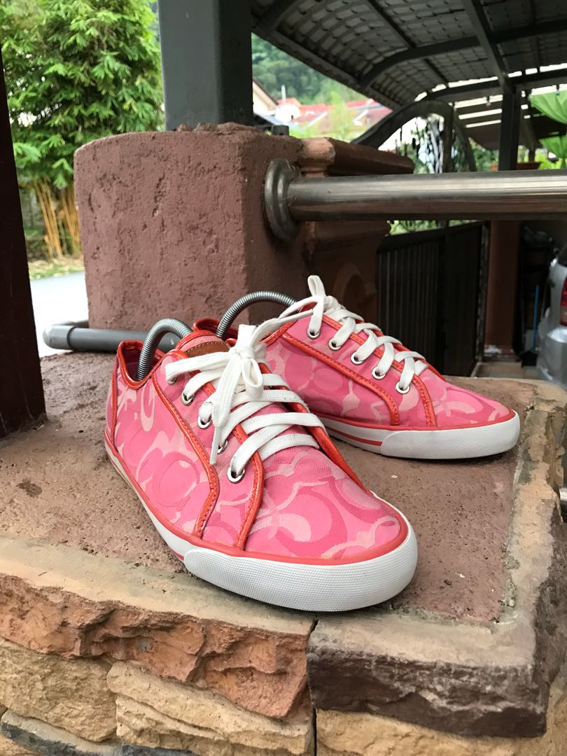 Authentic Coach leatherware shoes Women s Fashion Footwear
