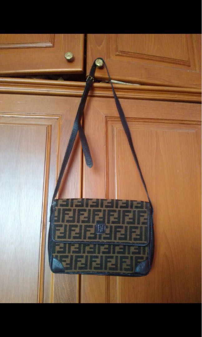 fendi vintage sling bag