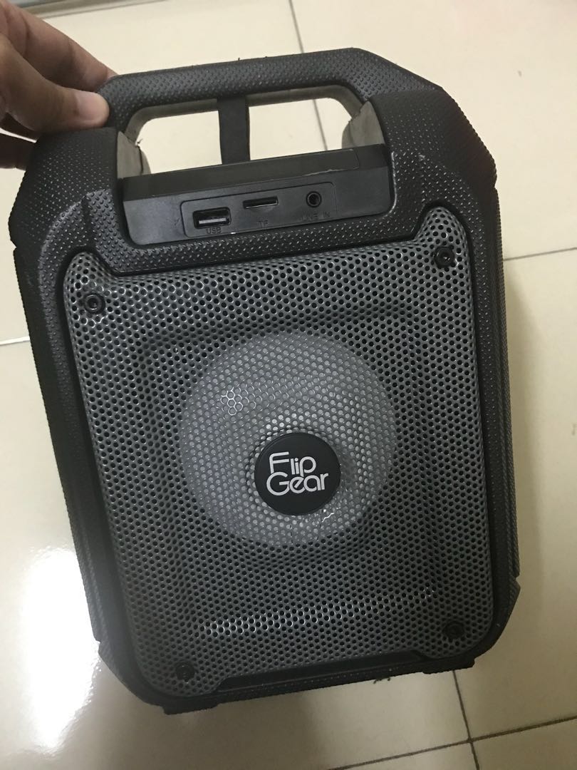 Flipgear portable hot sale speaker
