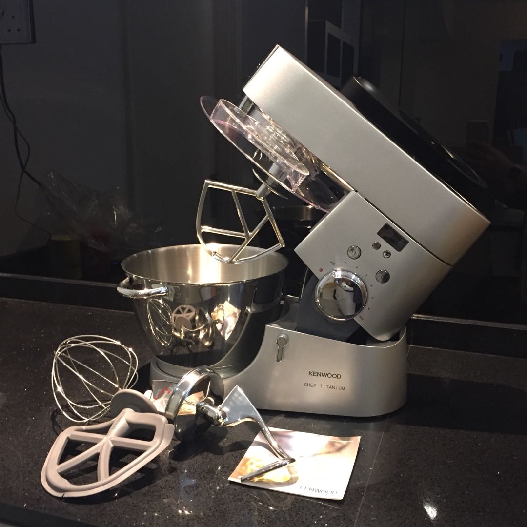 Kenwood Chef Titanium mixer (with timer), TV & Home Appliances, Kitchen