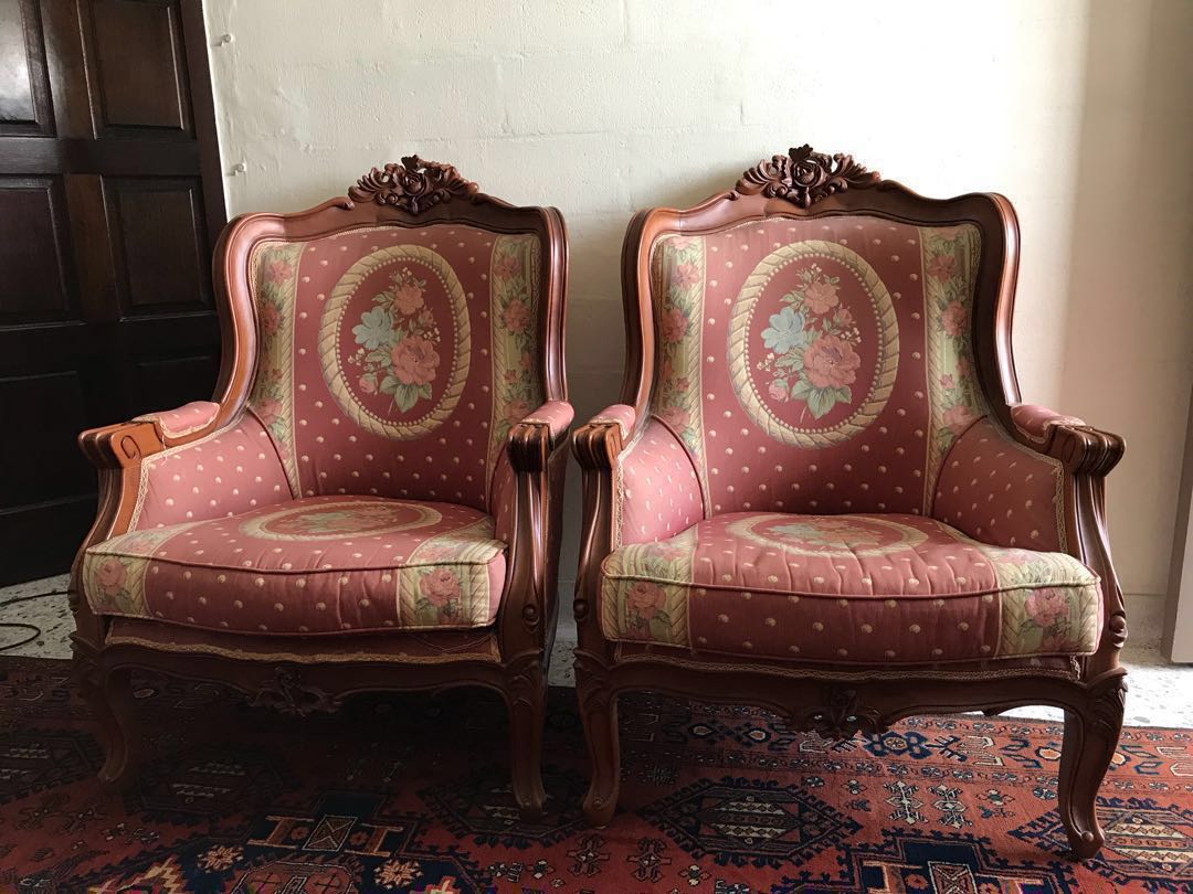 Preloved Victorian style sofa sets with tables, Furniture & Home