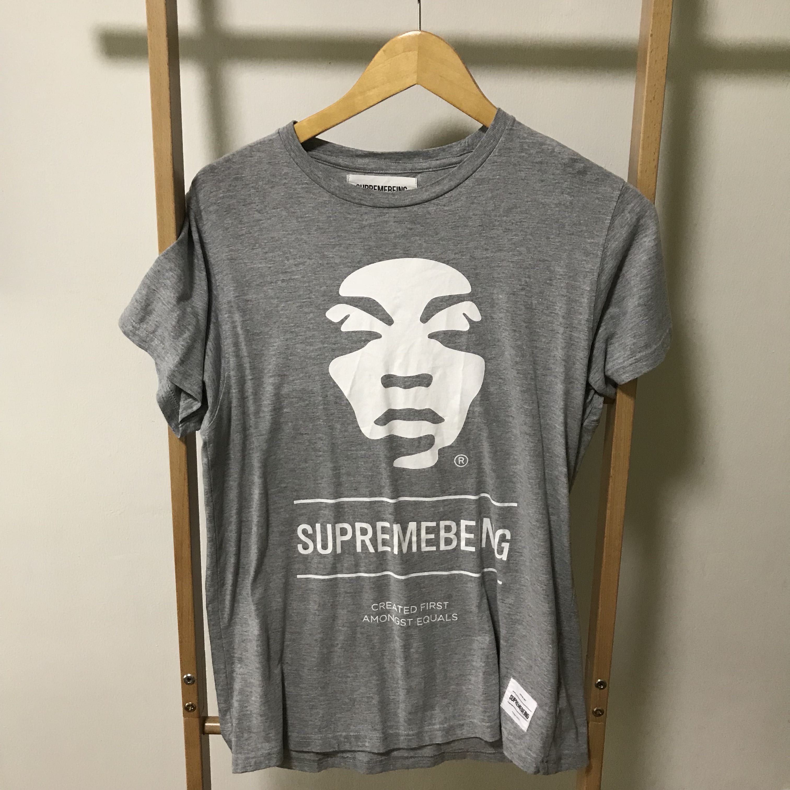 Supreme being tee, Men's Fashion