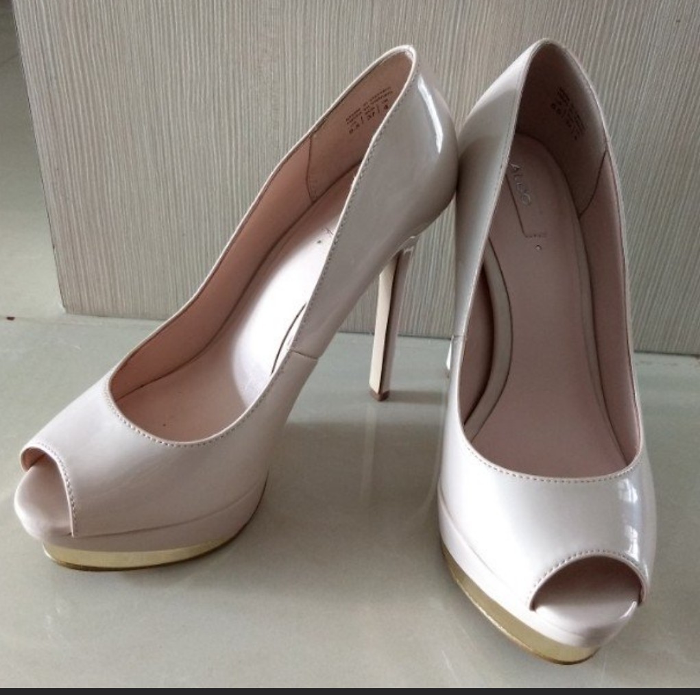 Aldo nude outlet heel