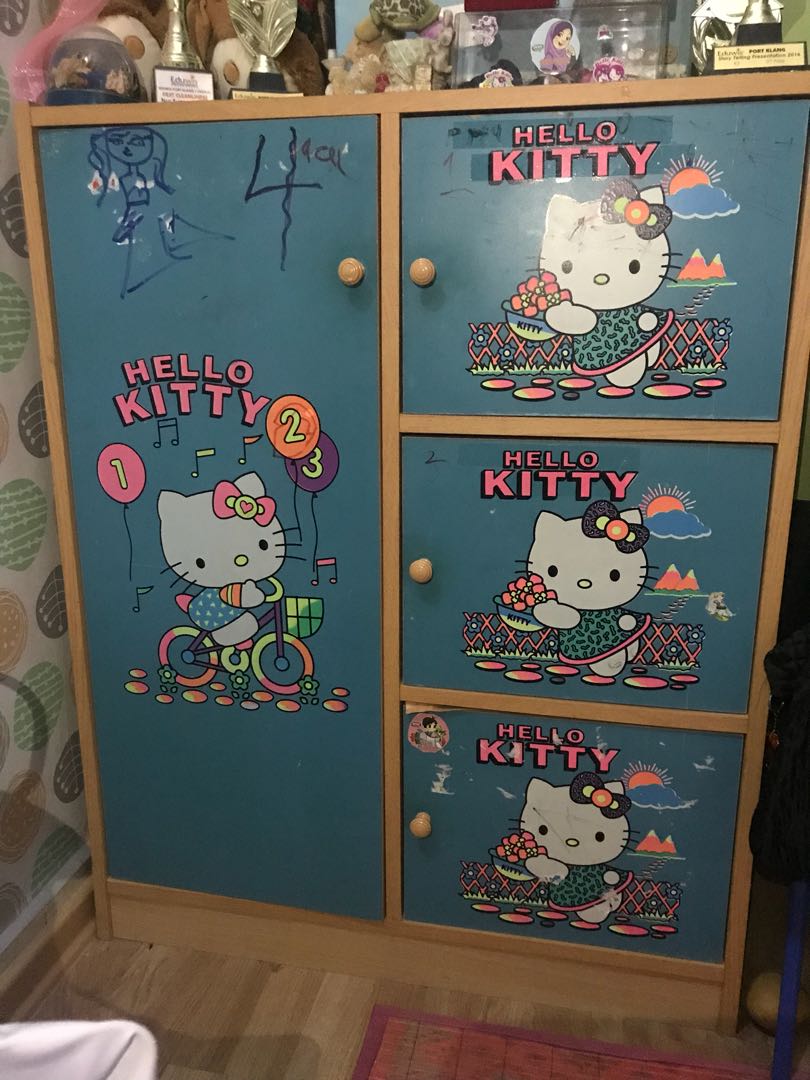Almari Kanak Hello Kitty Rumah Perabot Di Carou