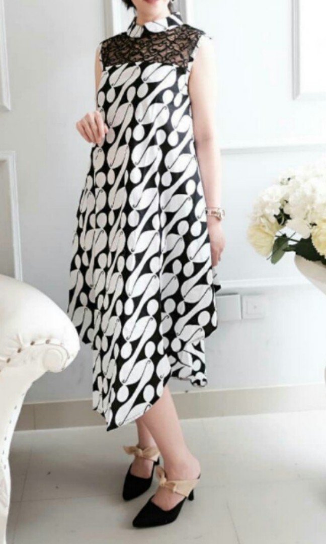 Batik lace dress