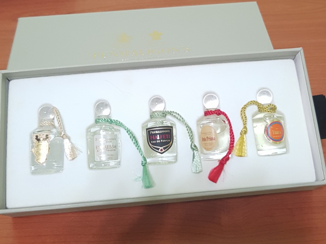 ladies perfume miniatures