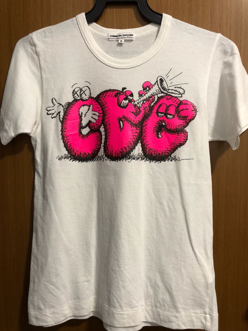 kaws comme des garcons
