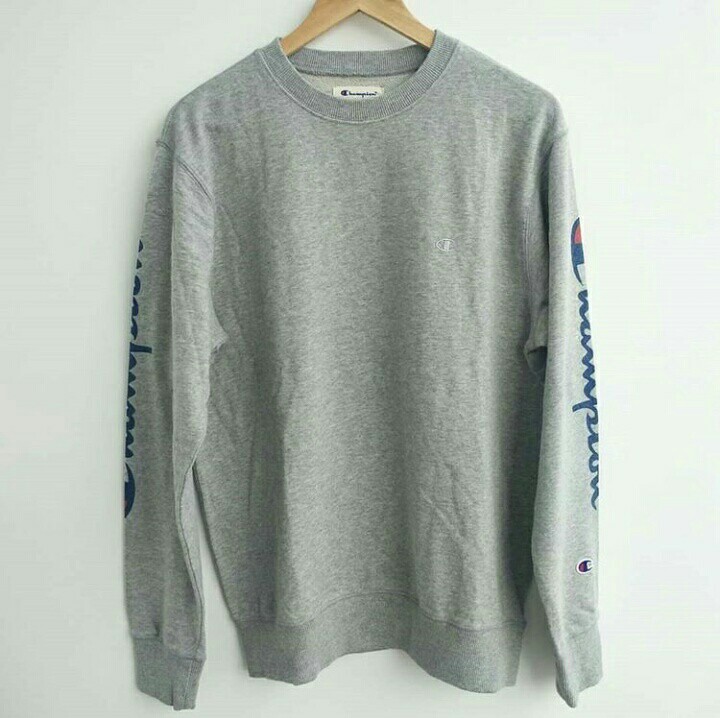 champion side script crewneck