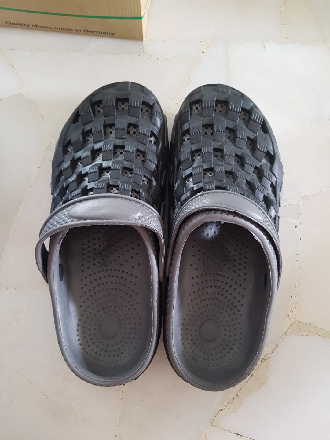 crocs size 45